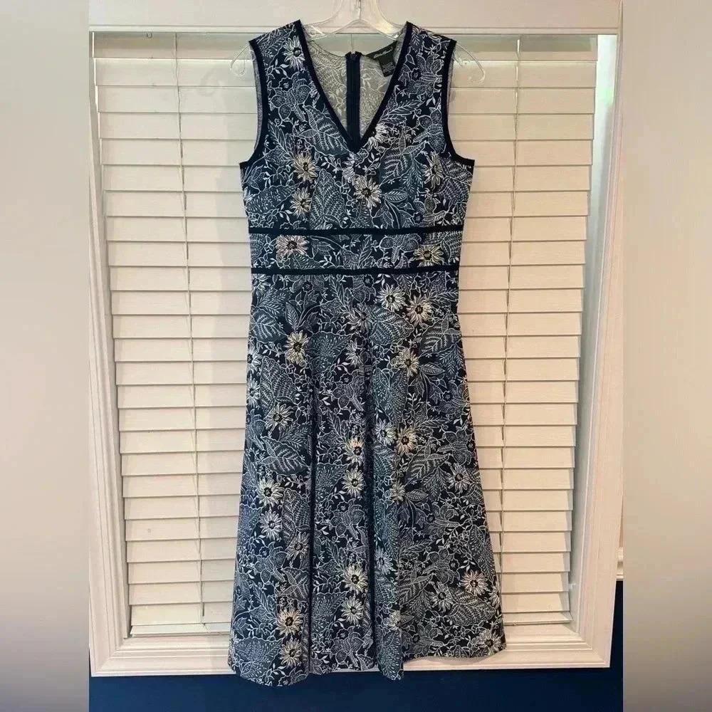 Eddie Bauer Women’s Navy Blue White Floral V-Neck Tank Midi Dress Size 6